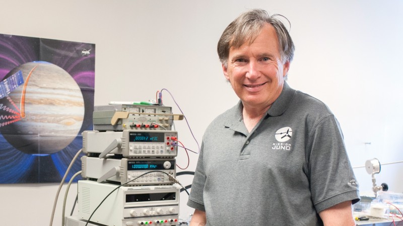 Paul Steffes in lab. Photo by Jason Maderer. Paul Steffes in lab. Photo by Jason Maderer.